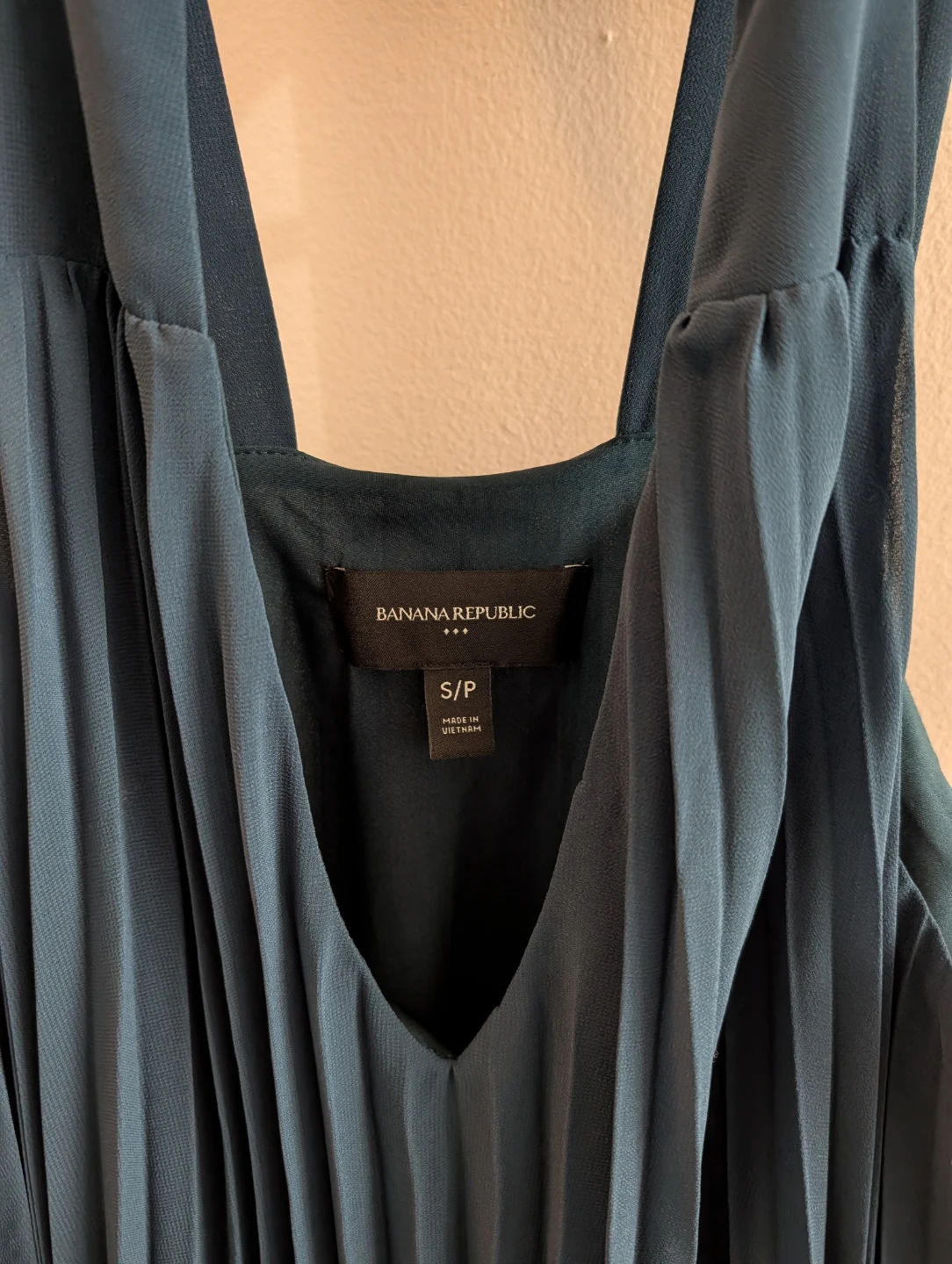 Banana Republic Pleated Midi Dress - photo 2