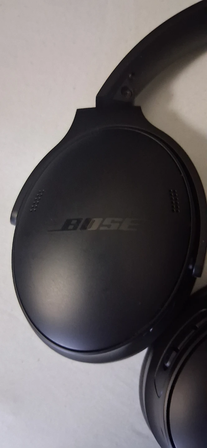Bose Black Over-Ear Headphones