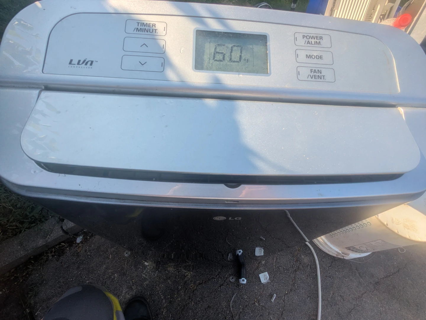 LG Portable Air Conditioner - photo 5