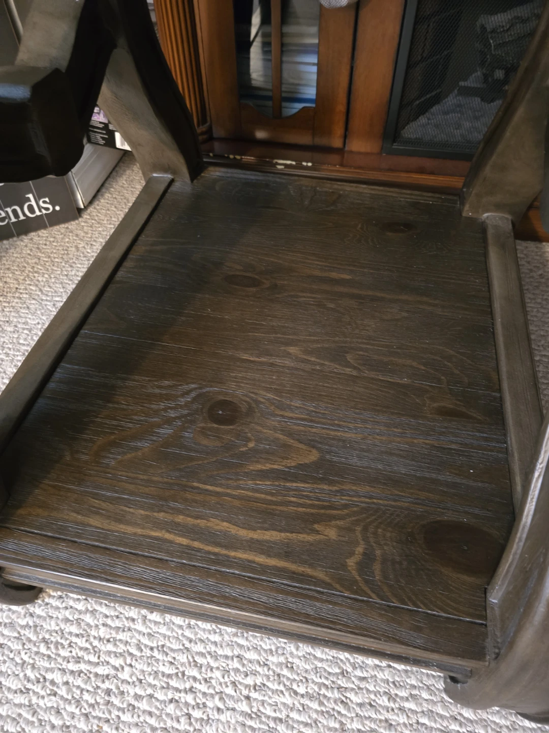 Set of 2 Dark Wood End Tables - photo 5