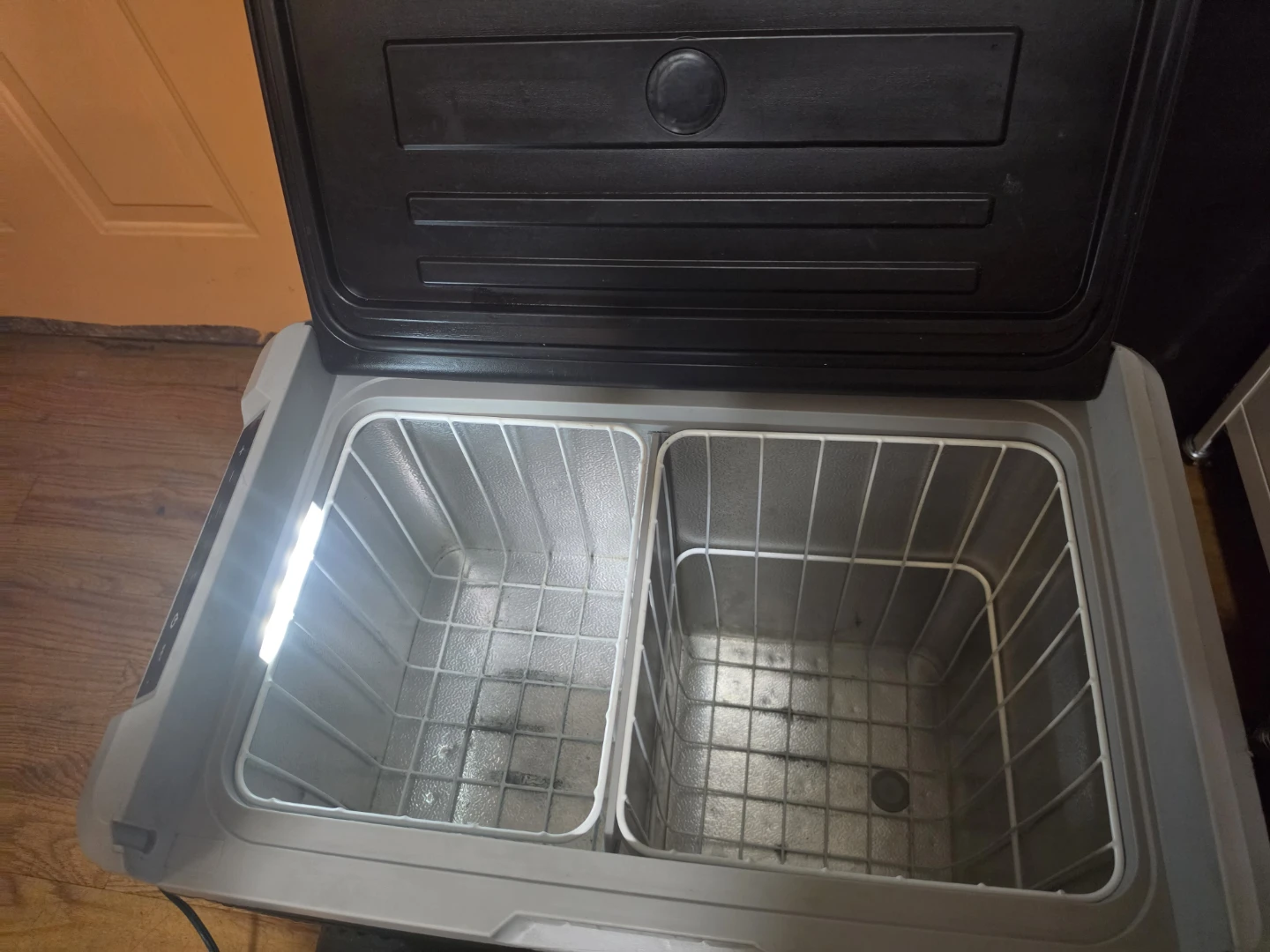 Vehicle Refrigerator and Freezer - photo 3