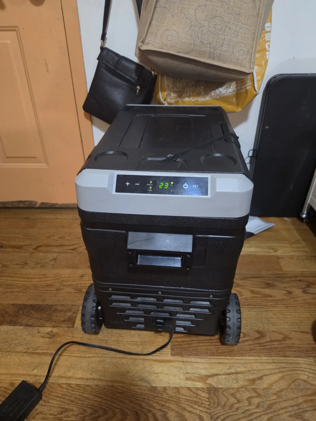 Vehicle Refrigerator and Freezer - photo 4