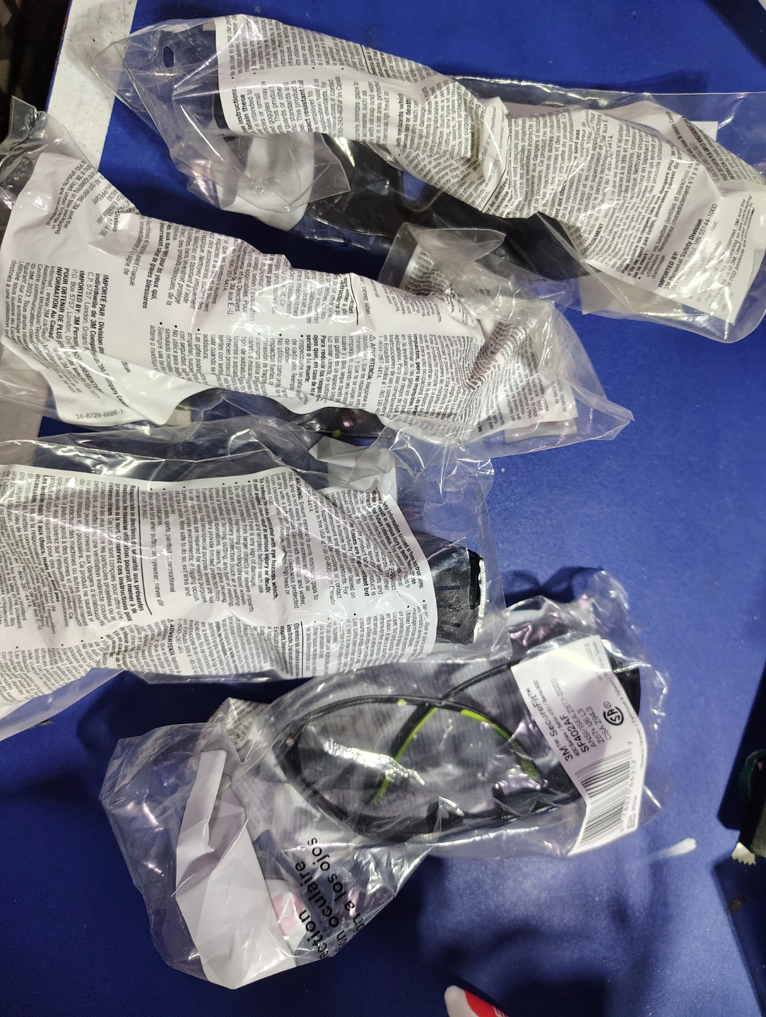 3M SecureFit Safety Glasses - photo 3