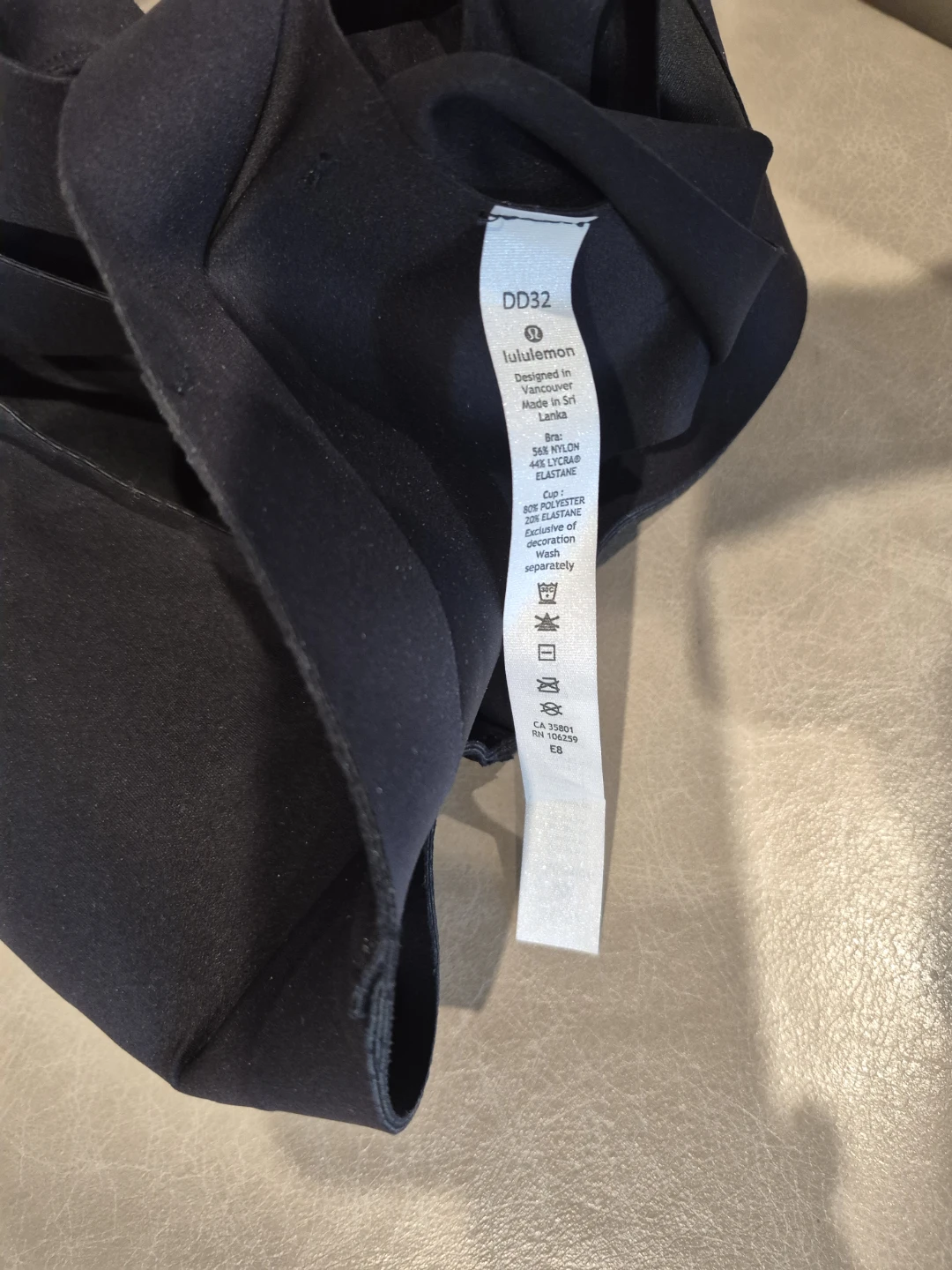 Lululemon Black Sports Bra DD32 - photo 2