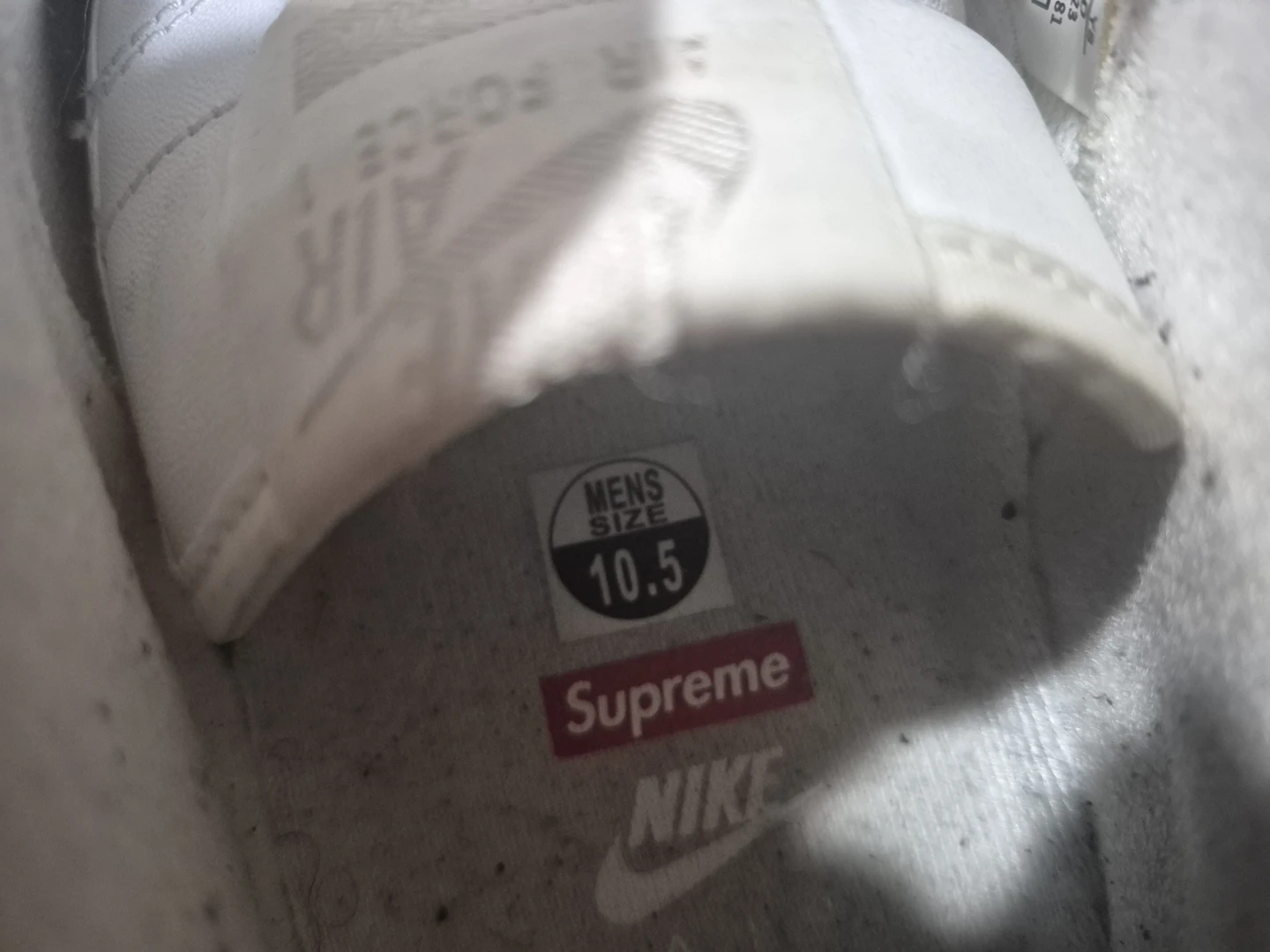 Supreme x Nike Air Force 1 Low White Men's Size 10.5 - photo 2