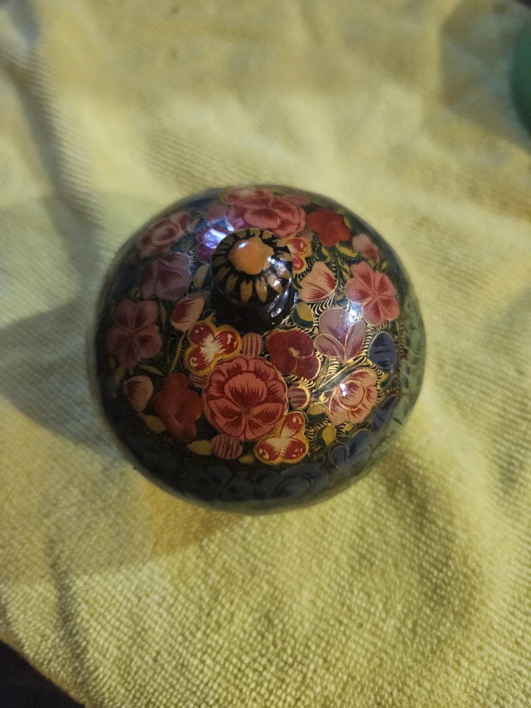 Handmade Lacquer Box from Kashmir - photo 3