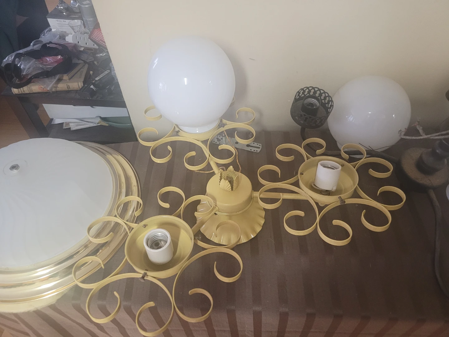 Lot 3 mix Levoilite ceiling chandelier hanging lights - photo 4
