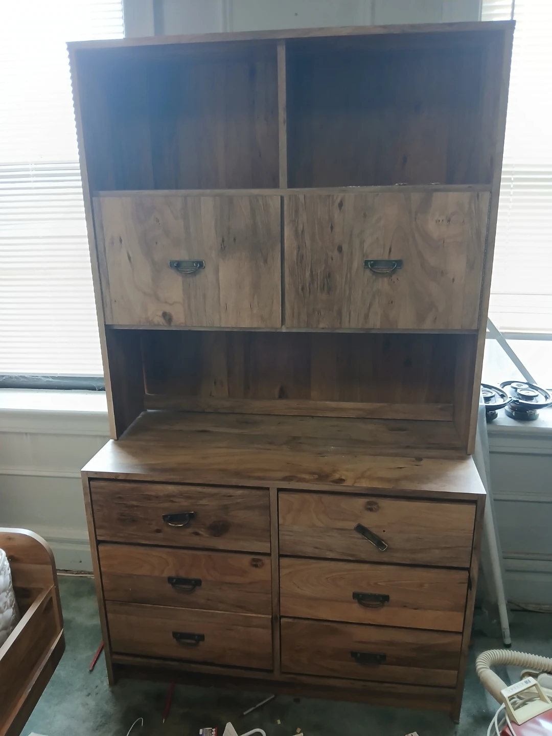 Wooden Dresser with Hutch - photo 4