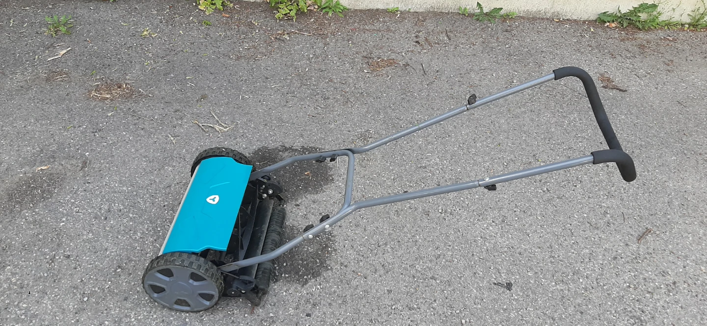Yardworks Premium Reel Mower