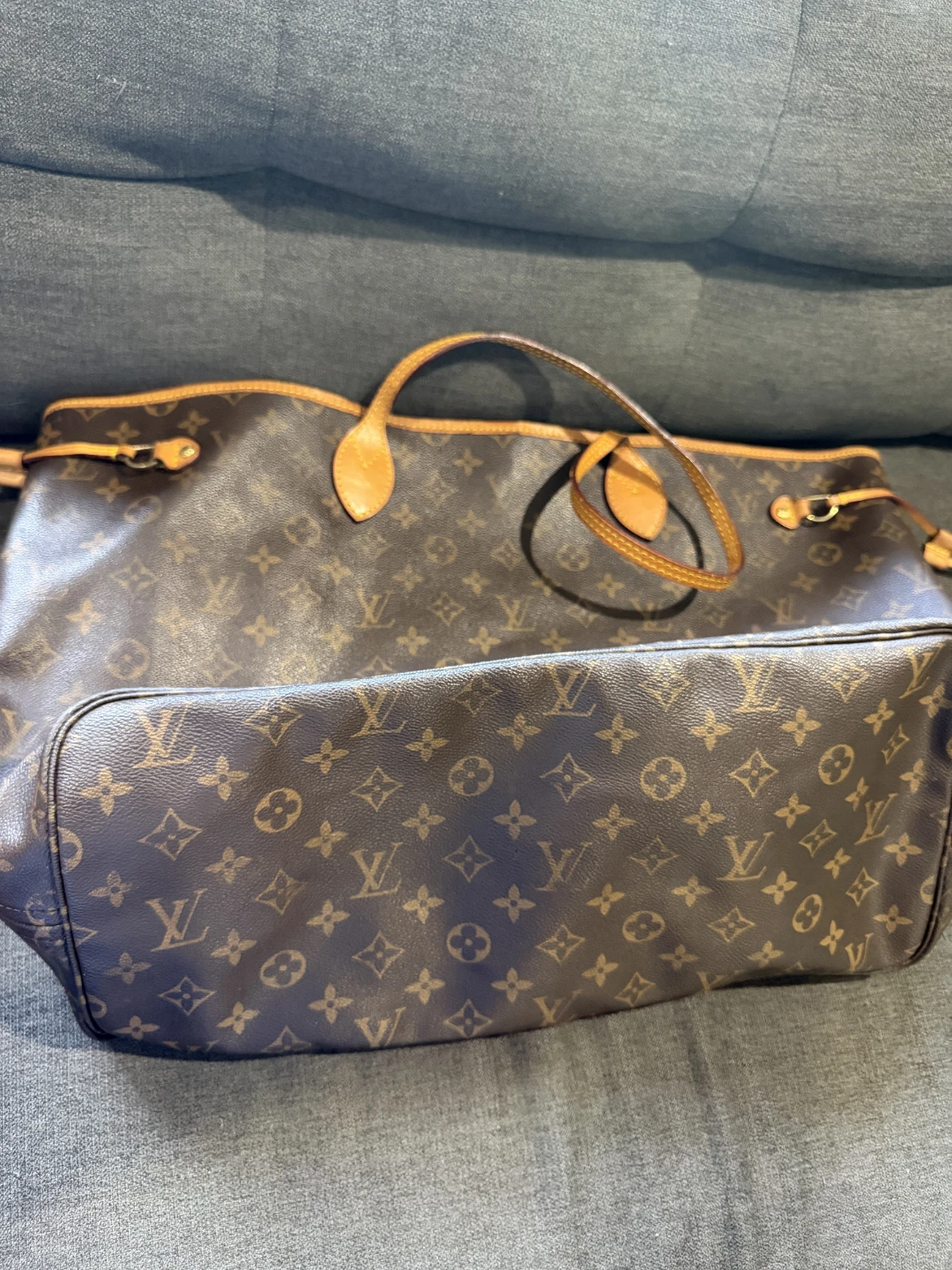 Louis Vuitton Neverfull Tote Bag - photo 5