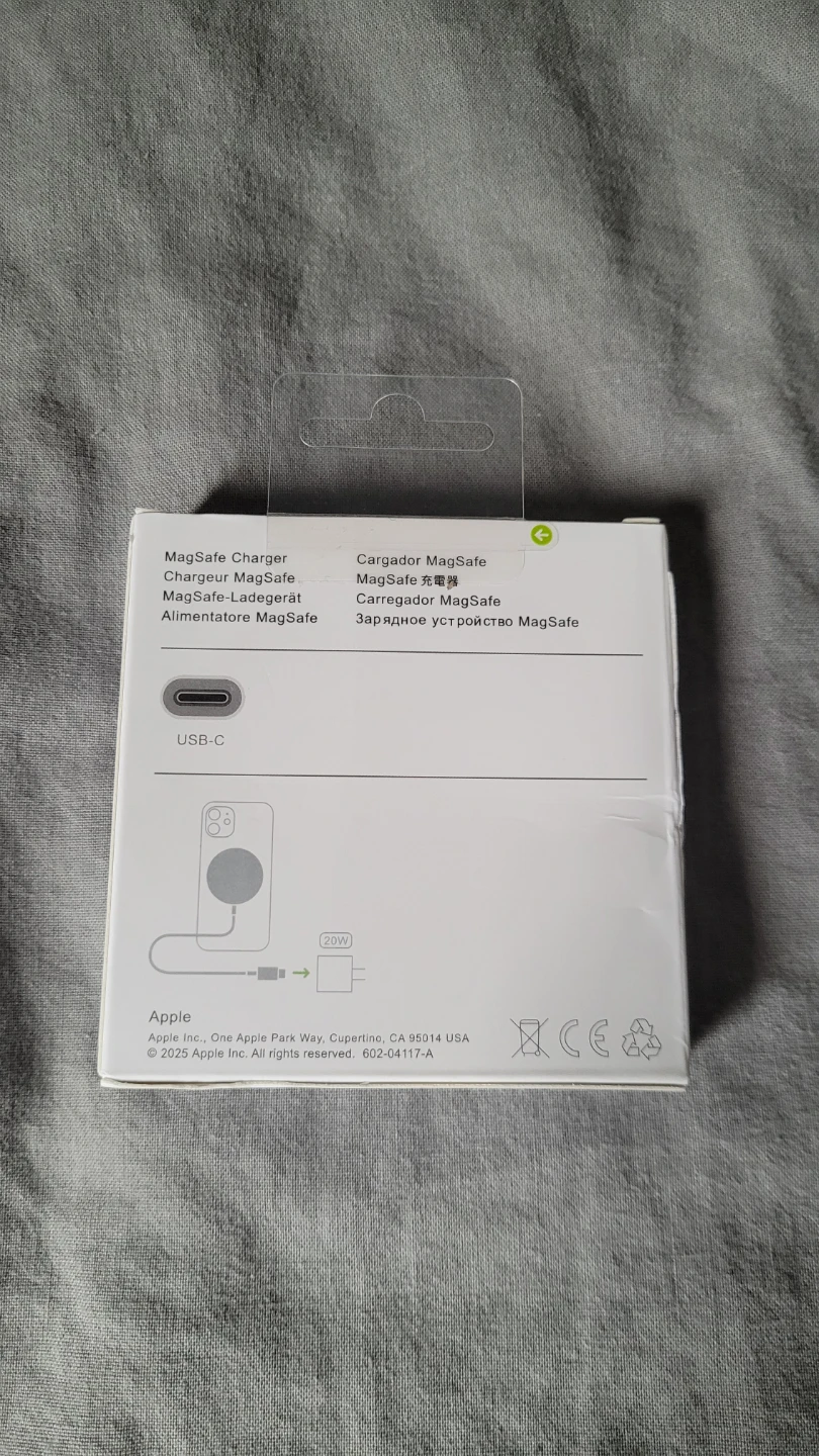 Apple MagSafe Charger - photo 2