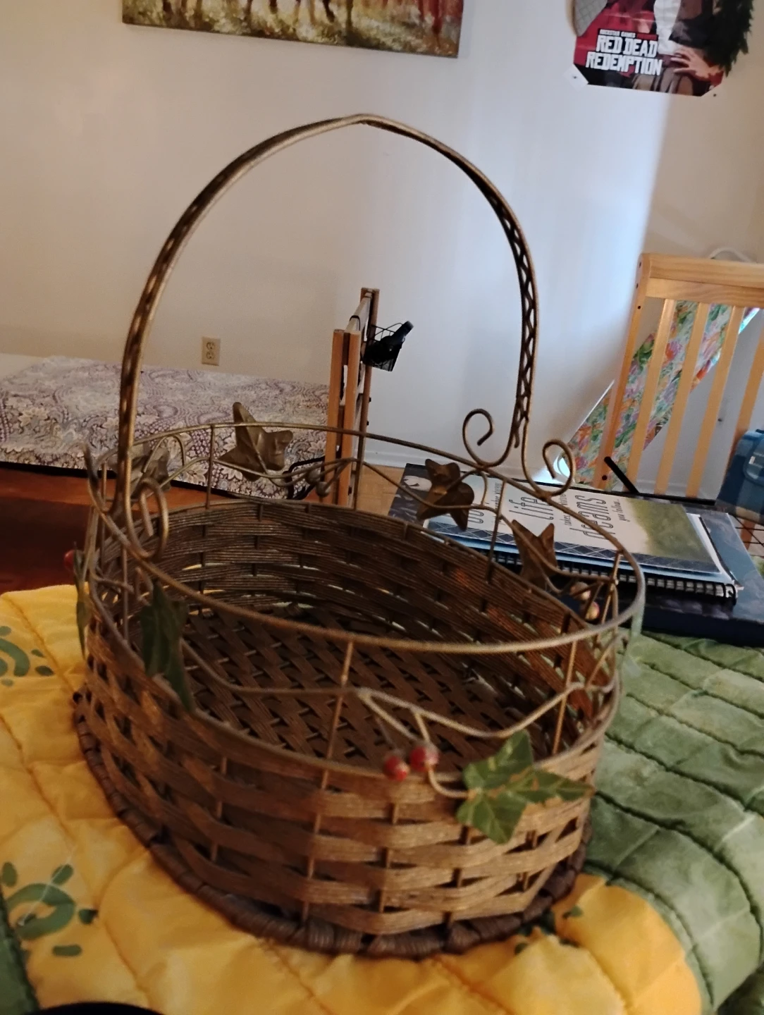 Woven Picnic Basket with Handle & Maple Leaves - photo 3