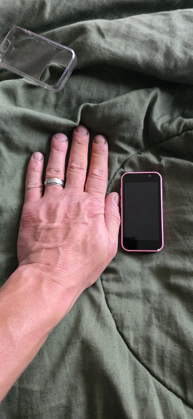 BRAND NEW UNLOCKED MINI PHONE $100 - photo 2