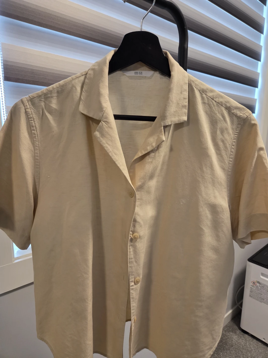 Uniqlo Beige Short-Sleeve