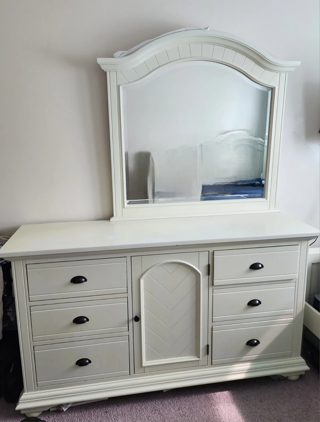 Cream Wood Bedroom Set - Dresser, Nightstand, and Bed Frame - photo 2