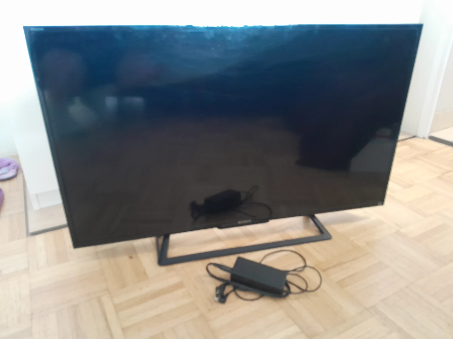 Sony TV with Power Adapter 40' - photo 3