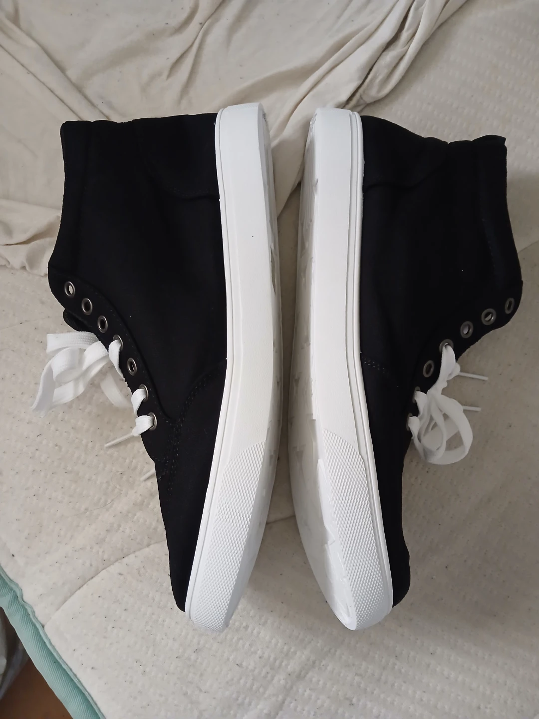 Black High-Top Sneakers With White Soles - photo 4