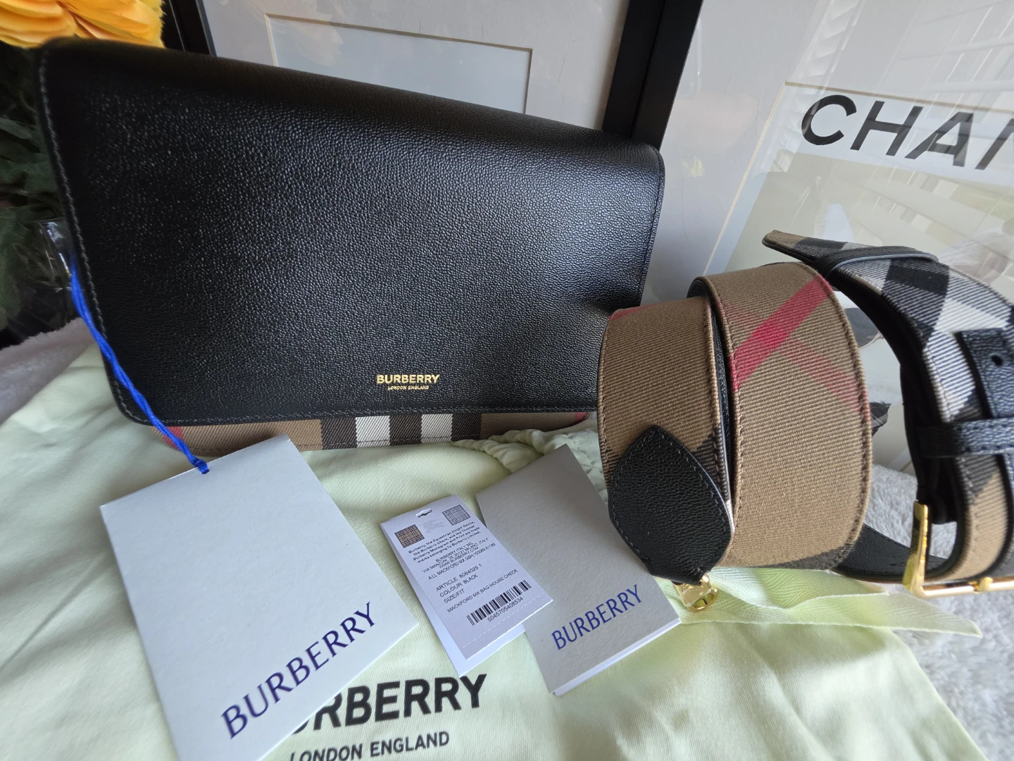 Burberry Mackford Small