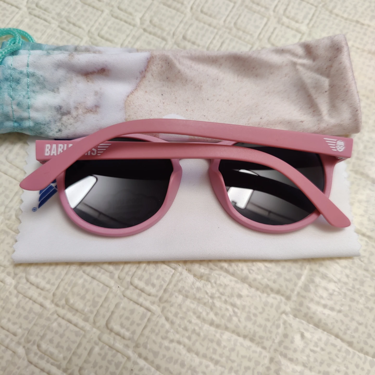 New Babiators Pink Sunglasses age 3-5 - photo 3