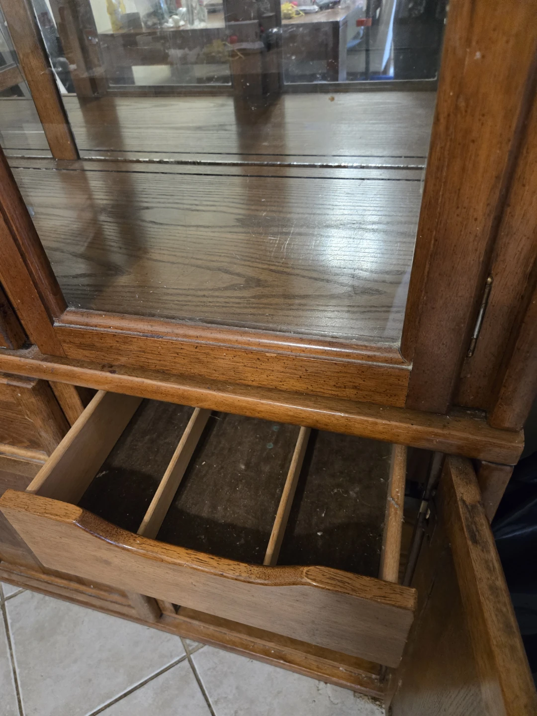 Wooden Display Cabinet with Glass Doors - photo 4