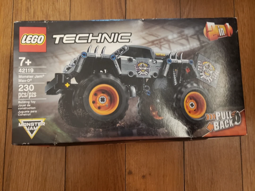 New in box 42119 Monster Jam Max-D