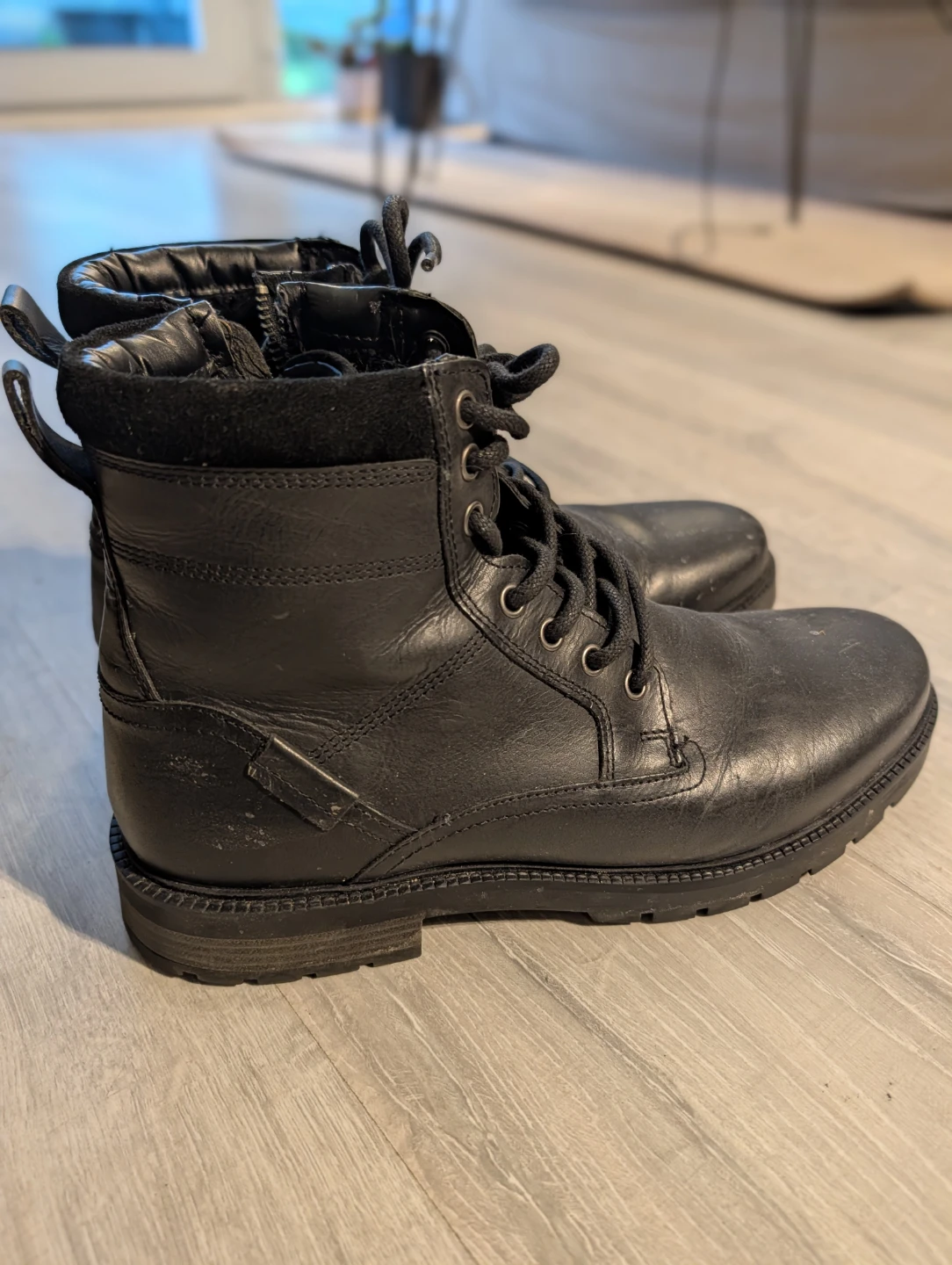 Steve Madden Mojo Men's Black Boots - US 10 - Price negotiable