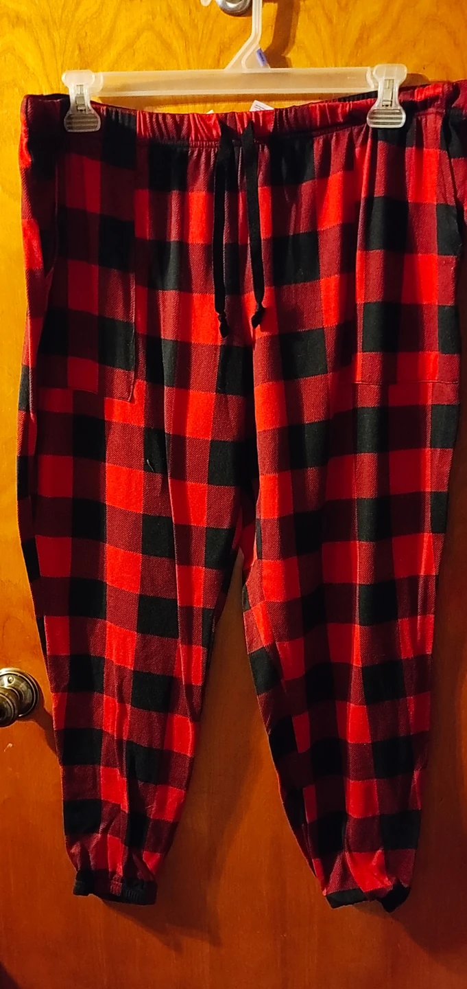Woman Plus size plaid pj's pants