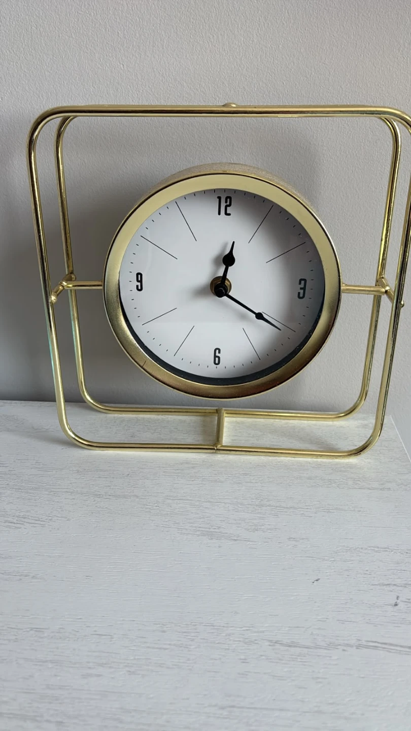Gold Metal Frame Table Clock