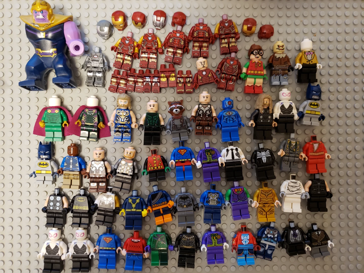 Lego super heros minifigure parts lot pic 1 to 4