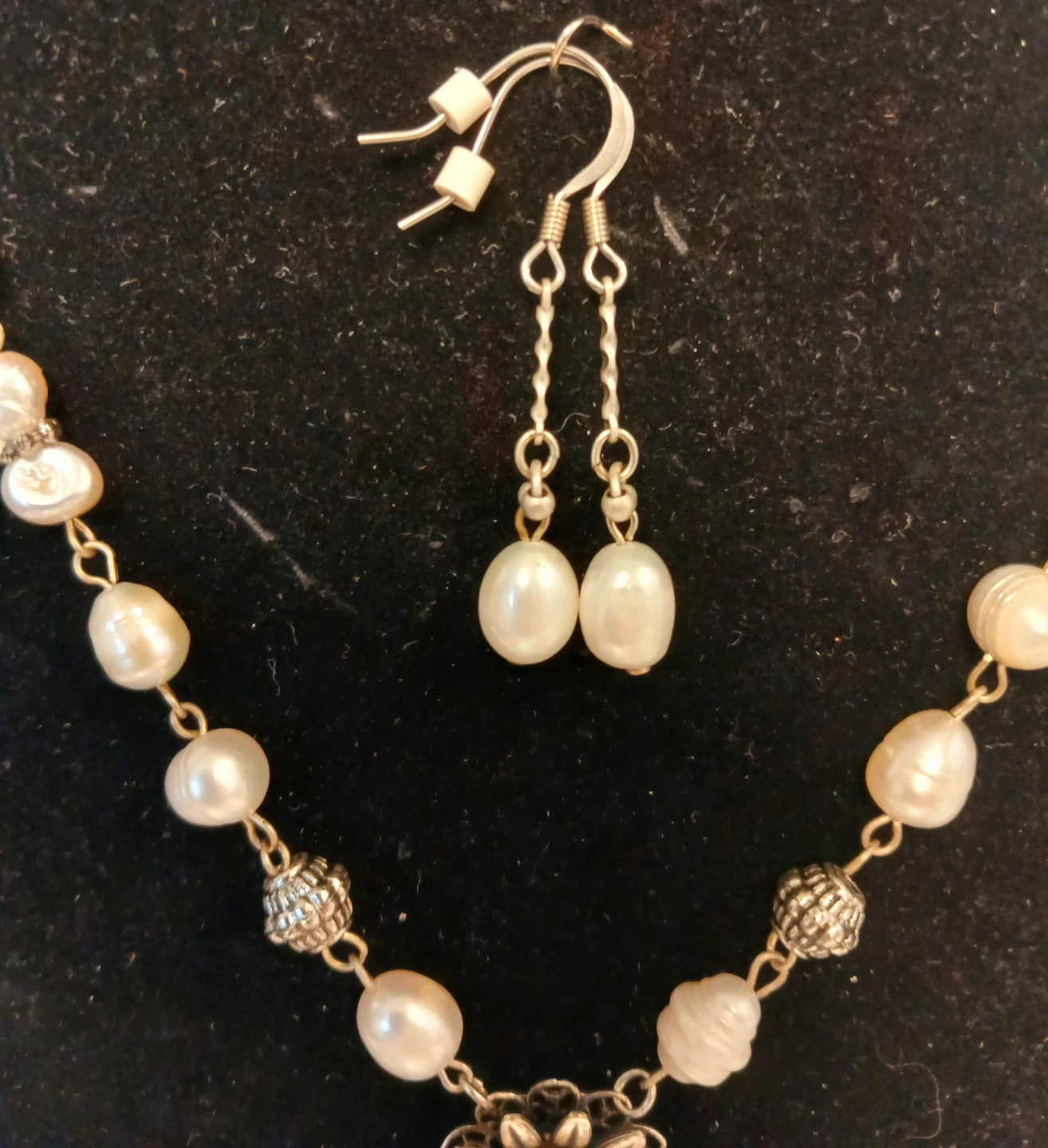 Pearl Necklace and Earring Set - photo 4
