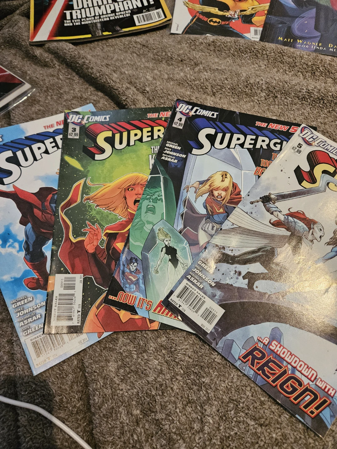 DC Comics Supergirl The New 52 Comic Books - photo 4