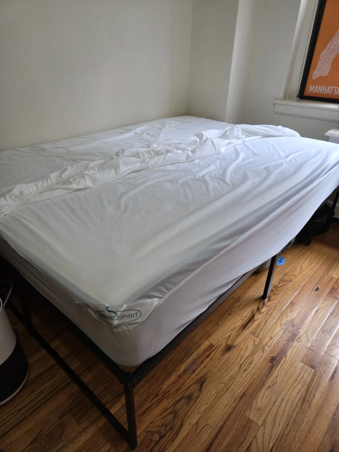 Zinus 10 inch double mattress and metal bed frame - photo 2