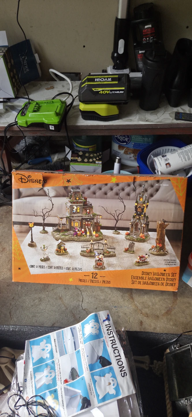 Disney Halloween Set
