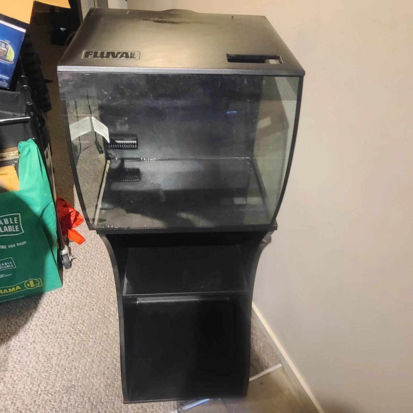 Fluval Flex 15G (57L) Aquarium & Matching Stand