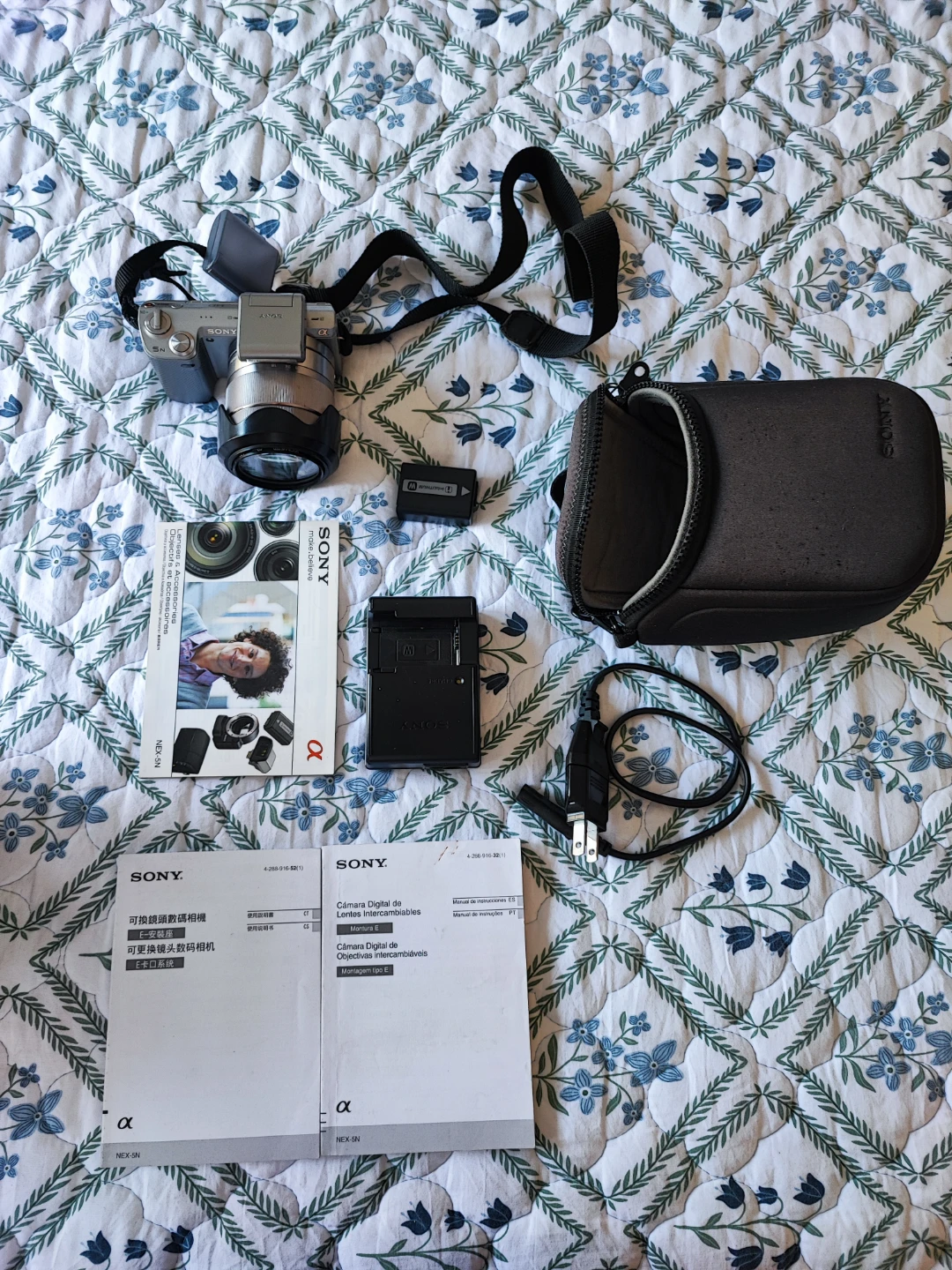 Sony Alpha NEX-5N Mirrorless Camera Silver