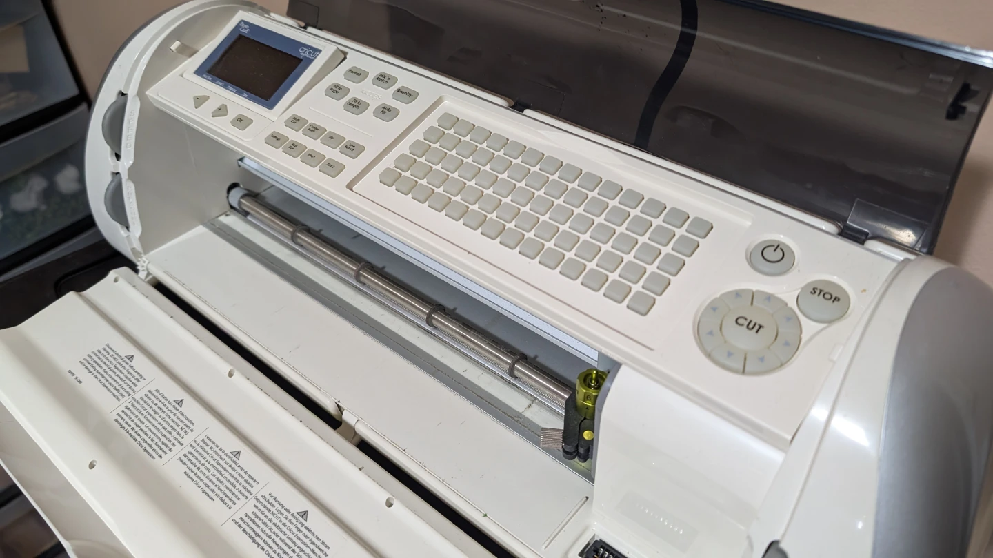 Cricut Expression Personal Electronic Cutter with Accessories - photo 3