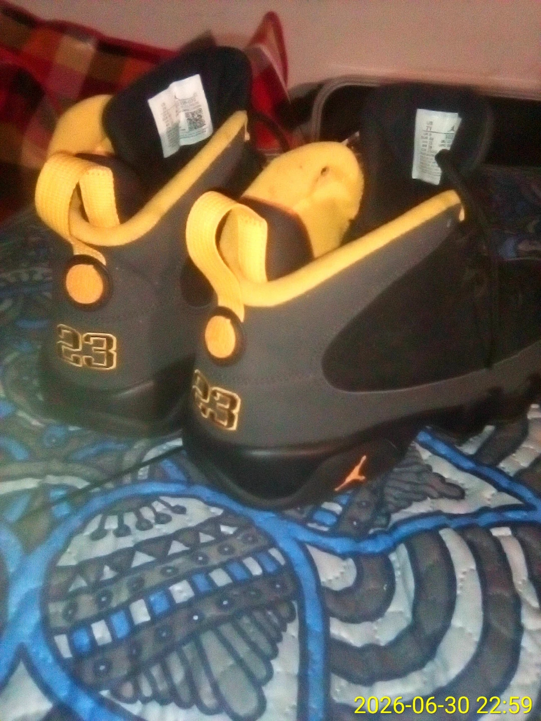 Air Jordan Basketball Shoes - photo 2