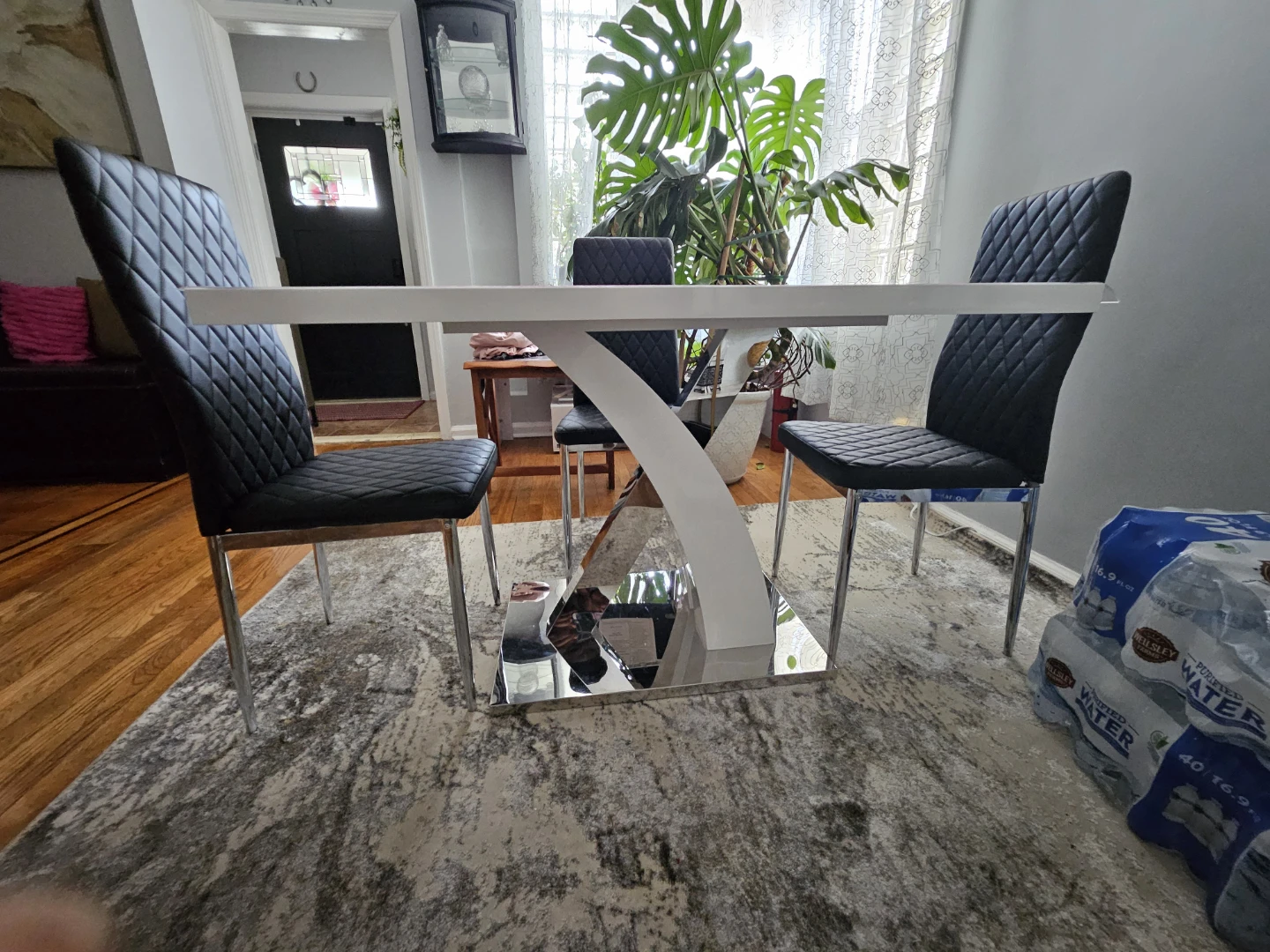 White Dining Table with 4 Black Chairs - photo 2