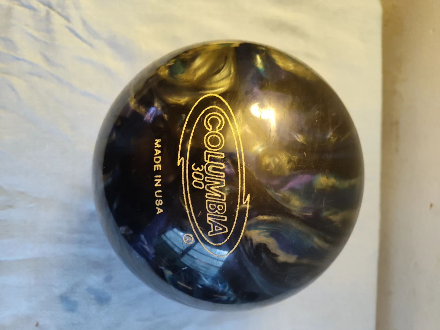 Columbia 300 Bowling Ball