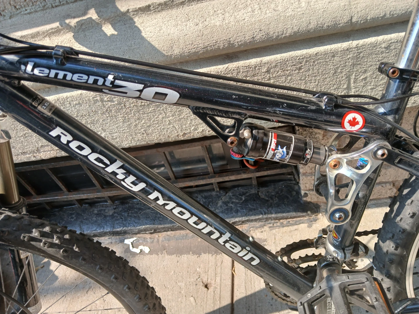 Rocky Mountain Element 30 Mountain Bike - photo 3