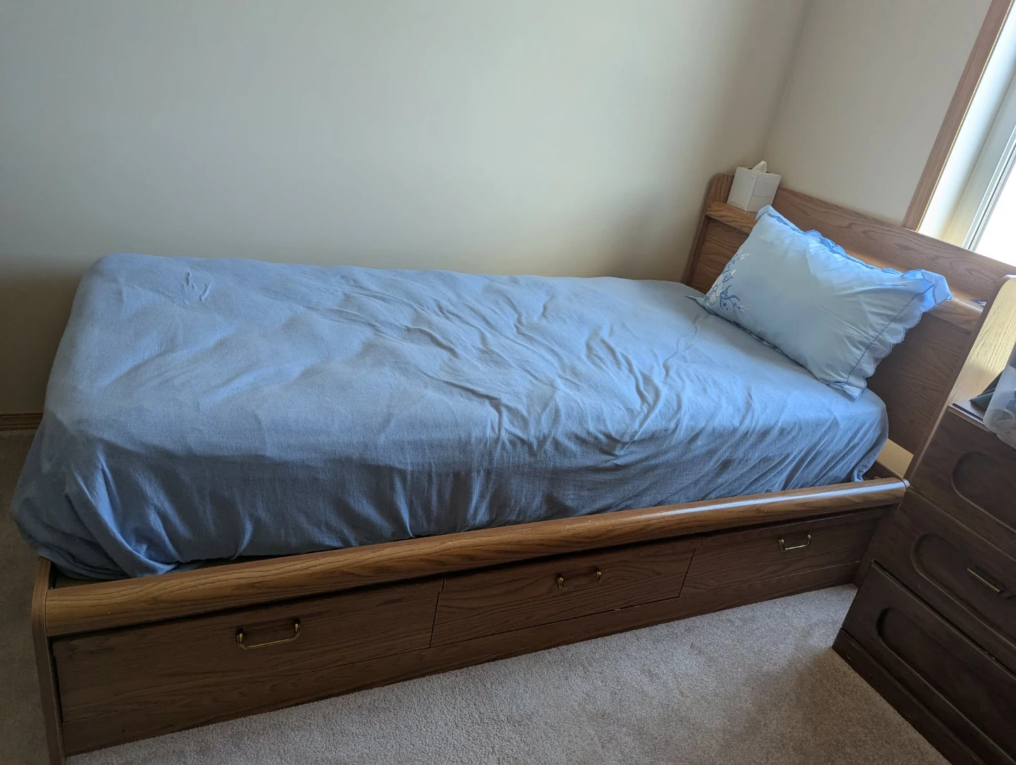Twin bed frame
