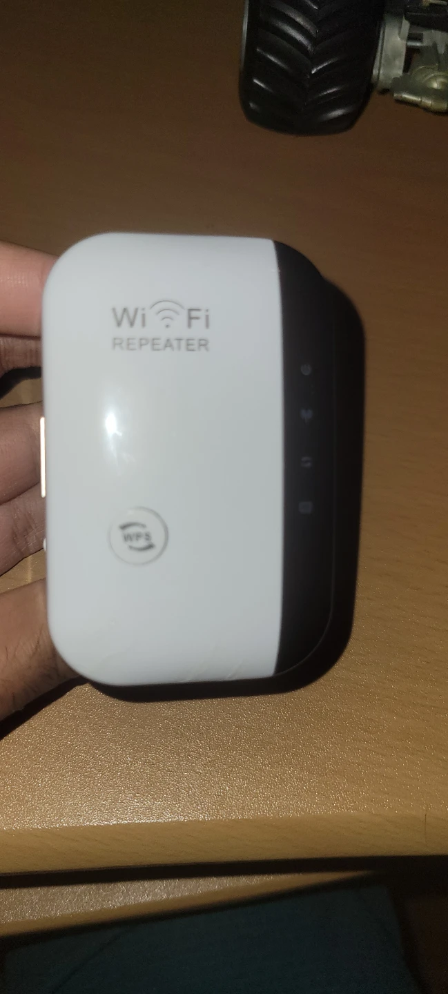 Wi-Fi Range Extender / Wi-Fi Booster with Ethernet Port