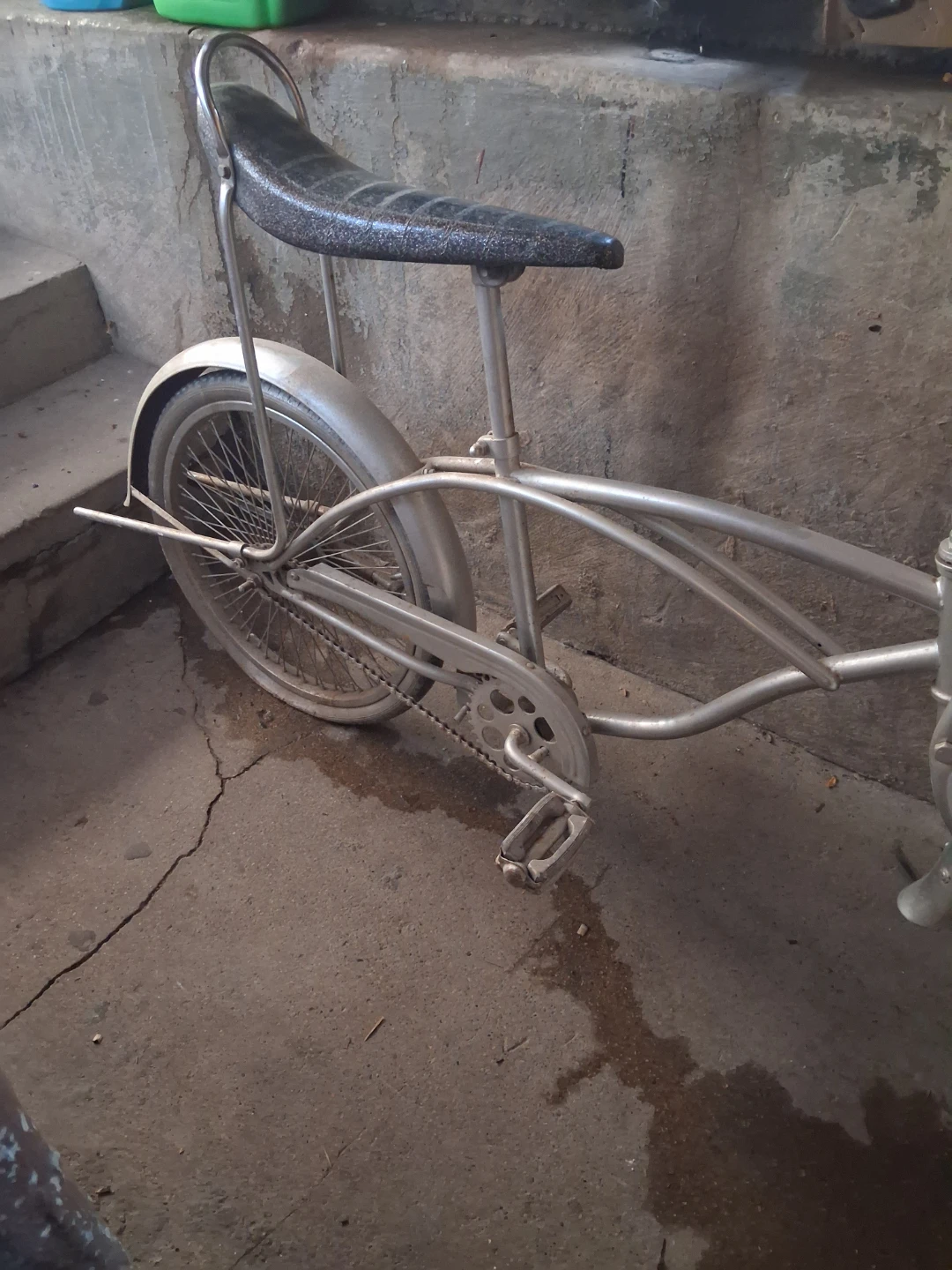 Silver Retro Bicycle - photo 3