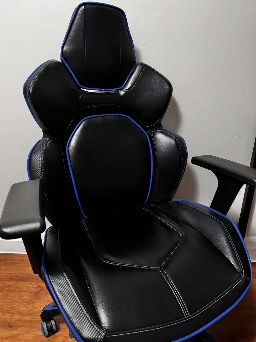 Gaming Chair - photo 2