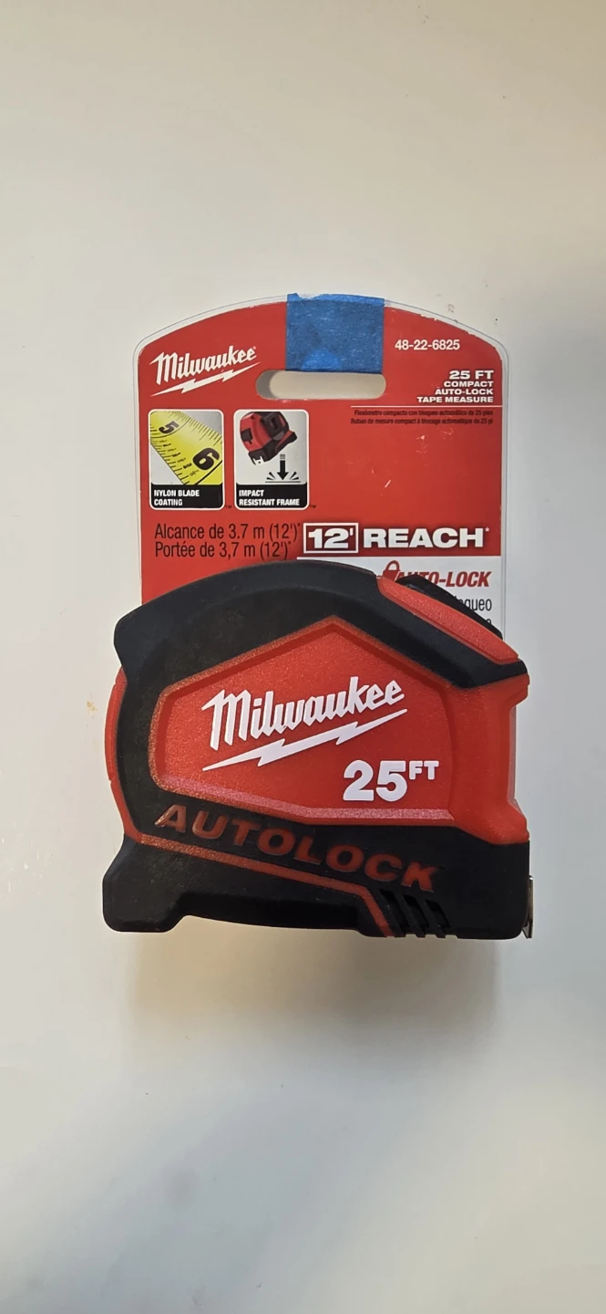 Milwaukee 25 ft. AUTO-LOCK Tape Measure - photo 2