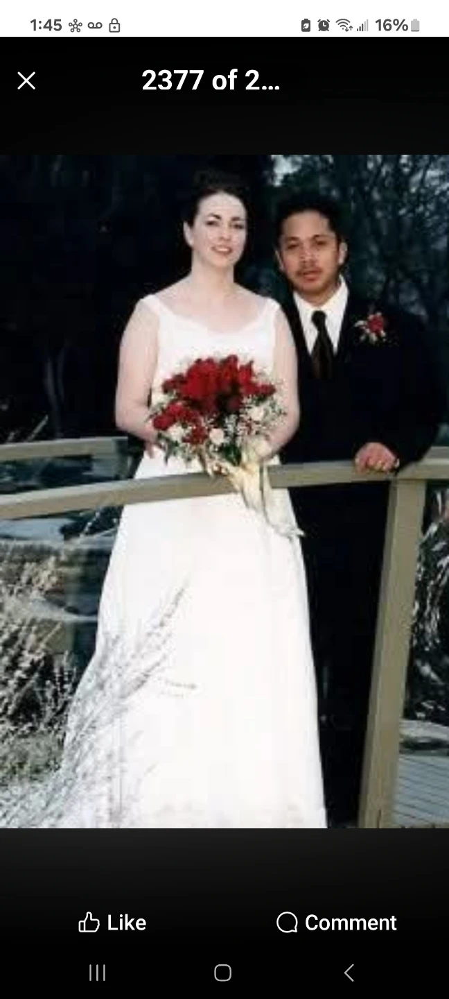 Used wedding dress