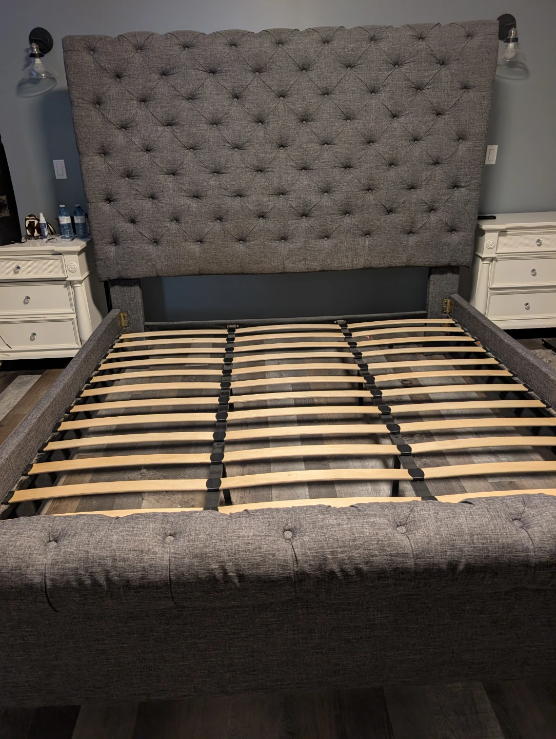 King bed frame - photo 2