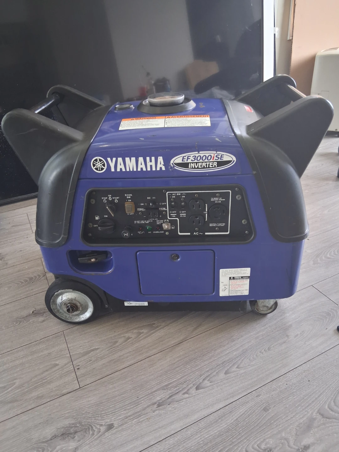 Yamaha EF3000iSE High End  Super Quiet Inverter Generator