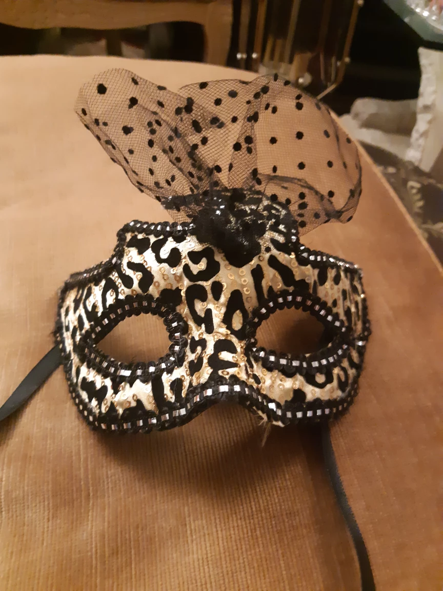Leopard print masquerade mask with embellishments - photo 2