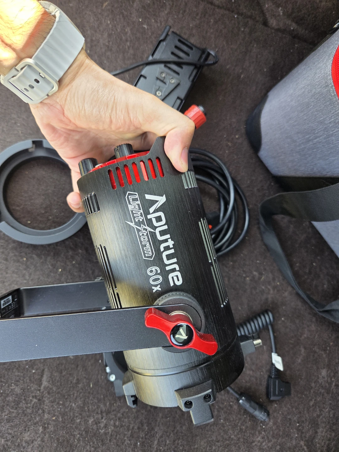 Aputure Light Storm 60x Light - photo 3